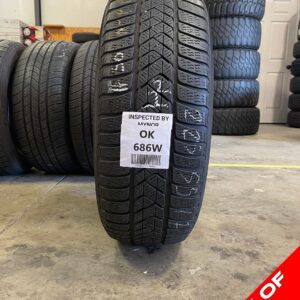 SET OF 2 225/55R17 Pirelli Sottozero 3 Winter Run Flat 97 H SL - Used Tires